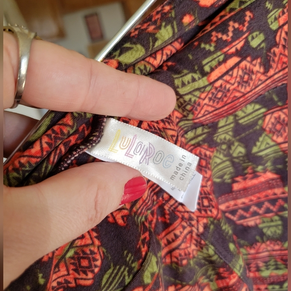 NWOT lularoe firery Alpine lake house leggings - Picture 3 of 11